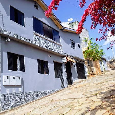 Hospedaria Oliveira São Tomé das Letras Esterno foto